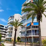 Beachfront With Sea View Apartamento *
