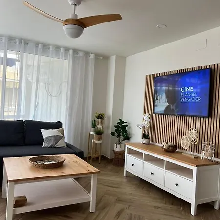 Beachfront With Sea View Apartment *